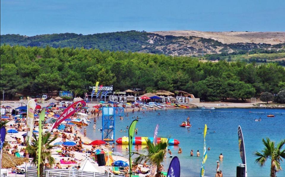 Novalja Beach Apartment Екстер'єр фото