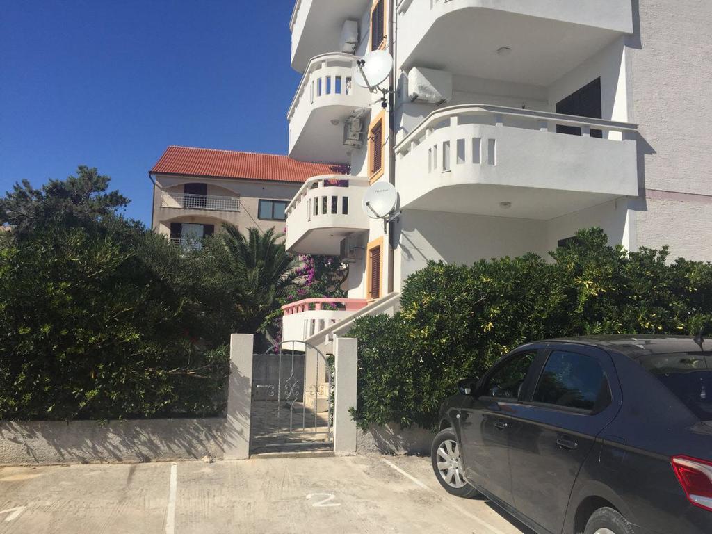 Novalja Beach Apartment Екстер'єр фото